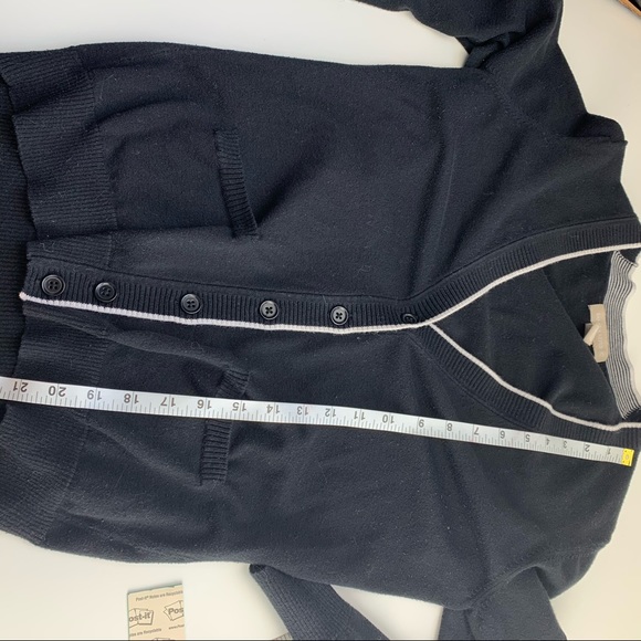 Banana Republic Large Cardigan - Picture 5 of 6